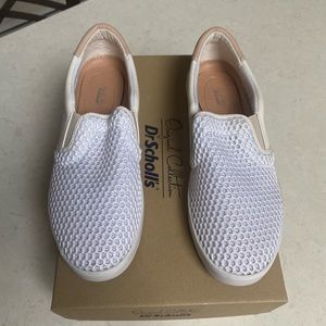 Like New Dr Scholl’s mesh slip ons women size 9